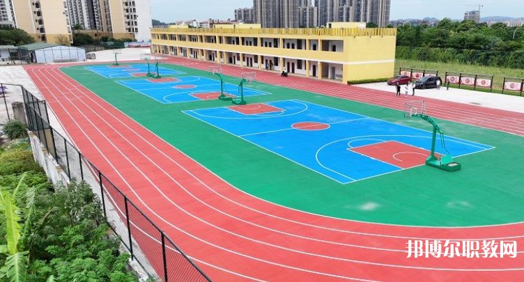 2025廣西輕工技師學(xué)院預(yù)備技師班招生計劃 招生人數(shù)是多少(附要求、條件、對象)